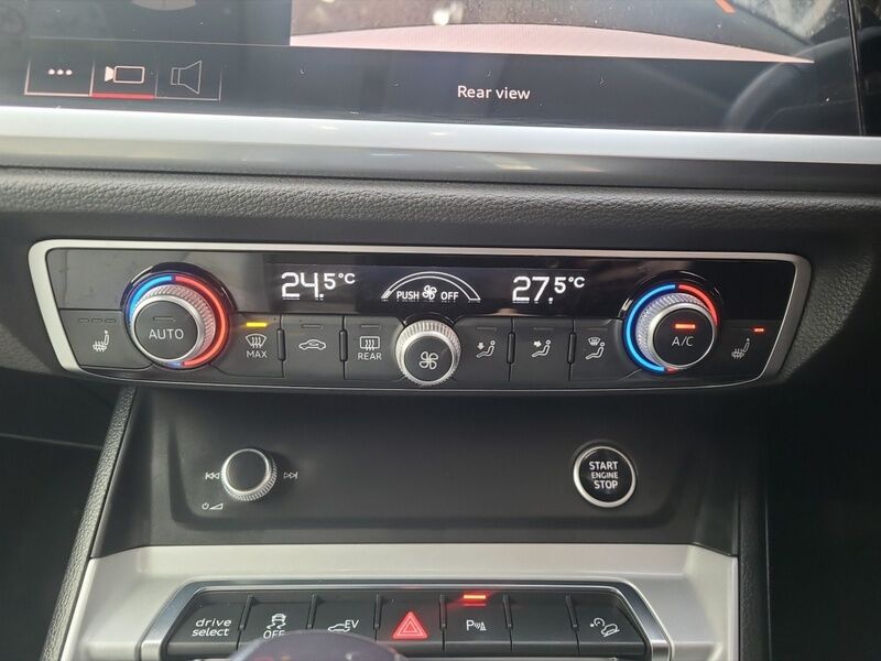 More views of Audi Q3