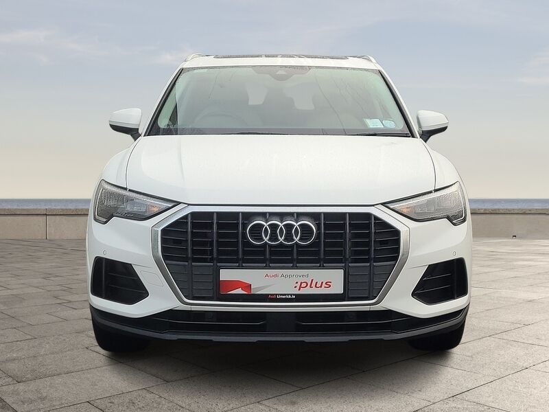More views of Audi Q3