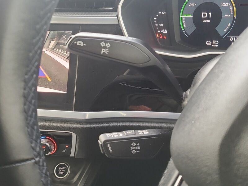 More views of Audi Q3