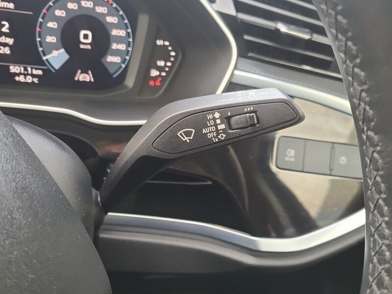 More views of Audi Q3