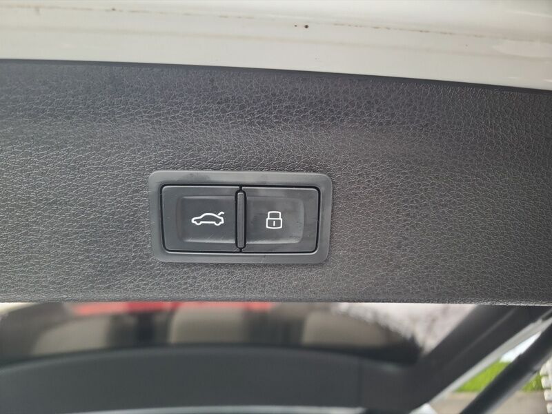 More views of Audi Q3