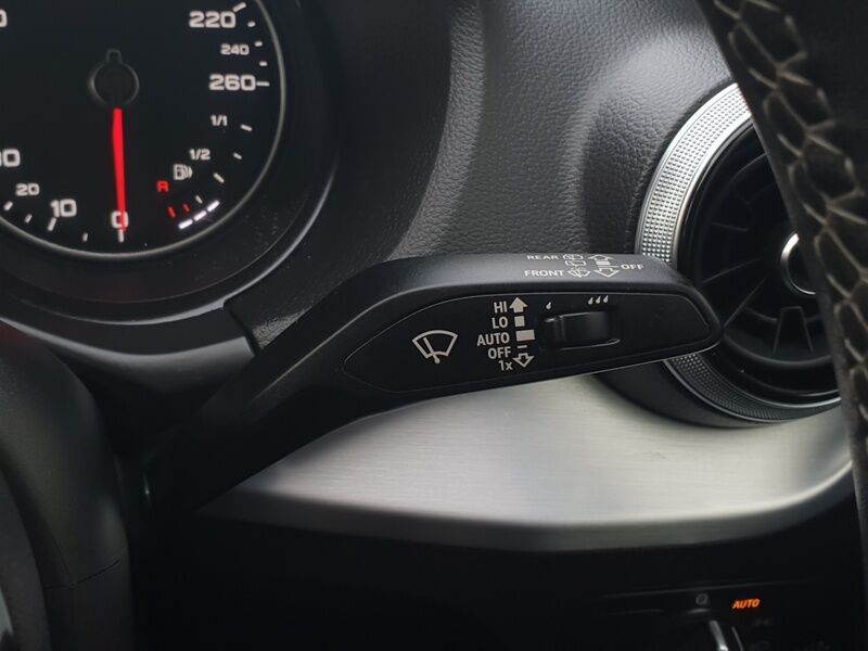 More views of Audi Q2