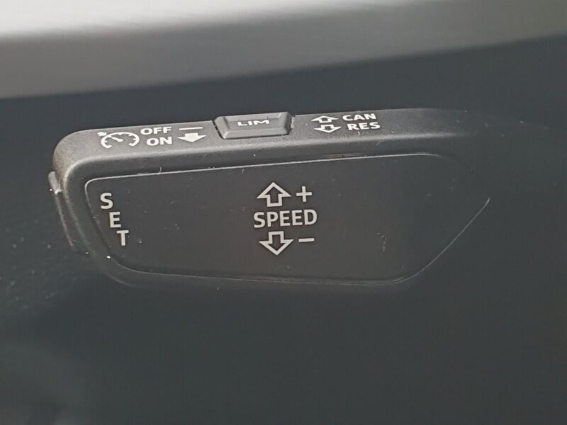 More views of Audi Q2