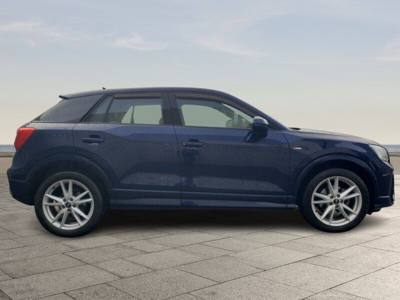 More views of Audi Q2