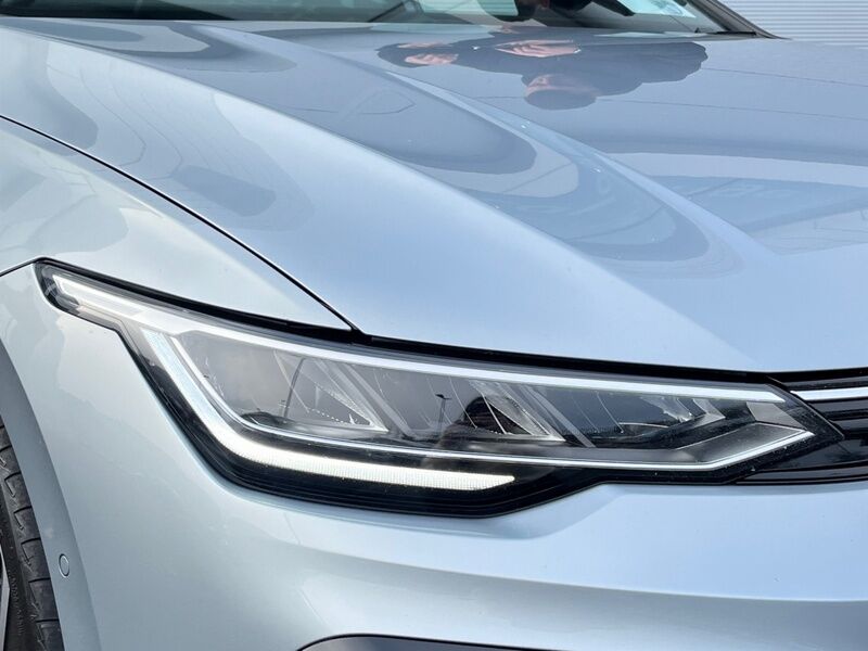 More views of Volkswagen Golf