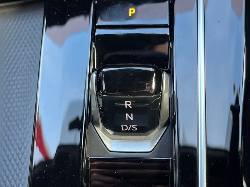 More views of Volkswagen Golf