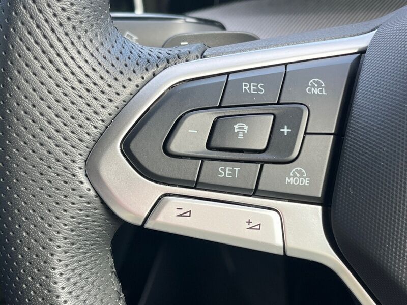 More views of Volkswagen Golf