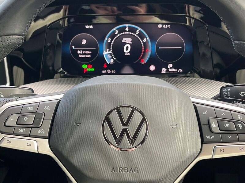 More views of Volkswagen Golf