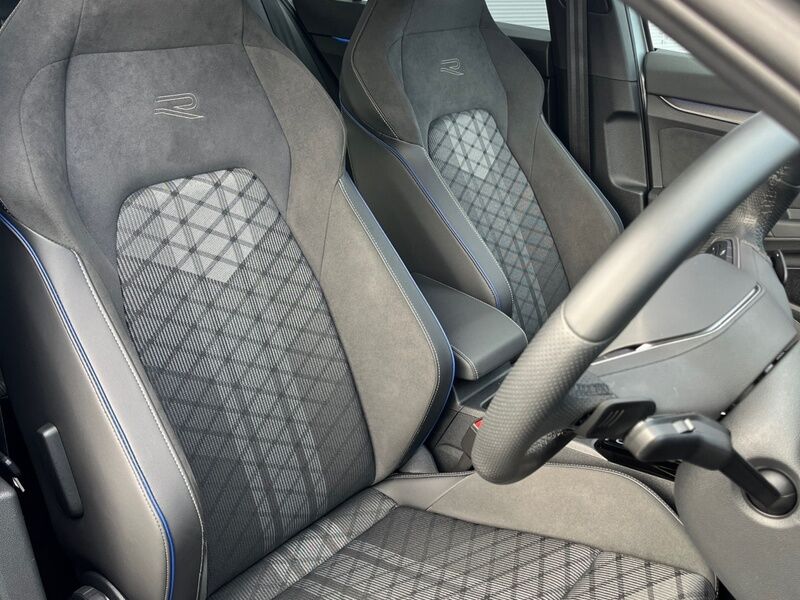 More views of Volkswagen Golf