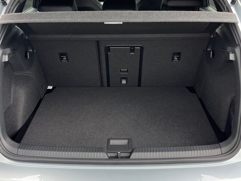 More views of Volkswagen Golf