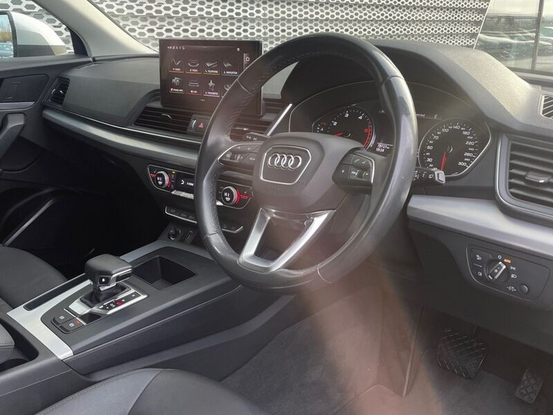More views of Audi Q5