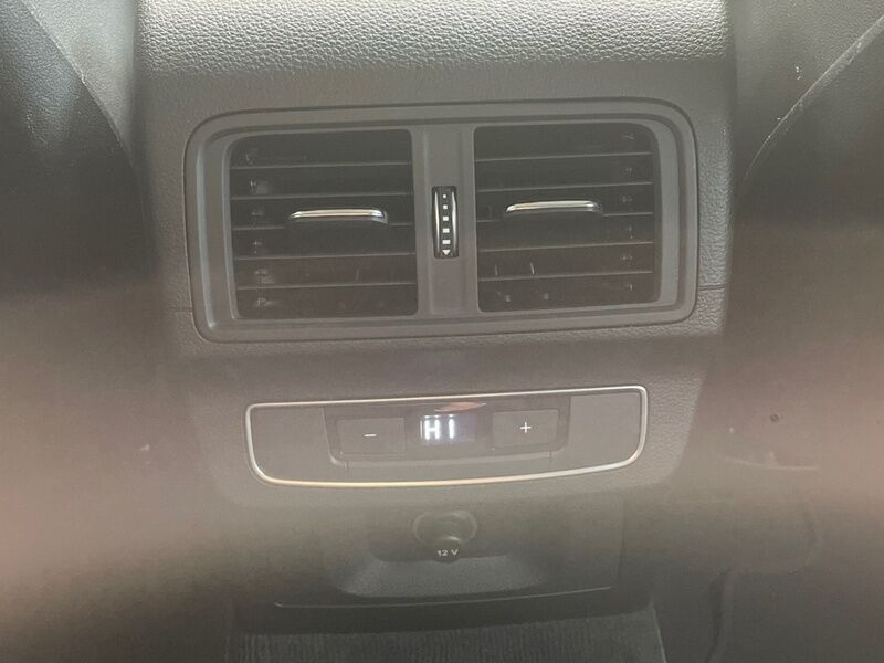 More views of Audi Q5