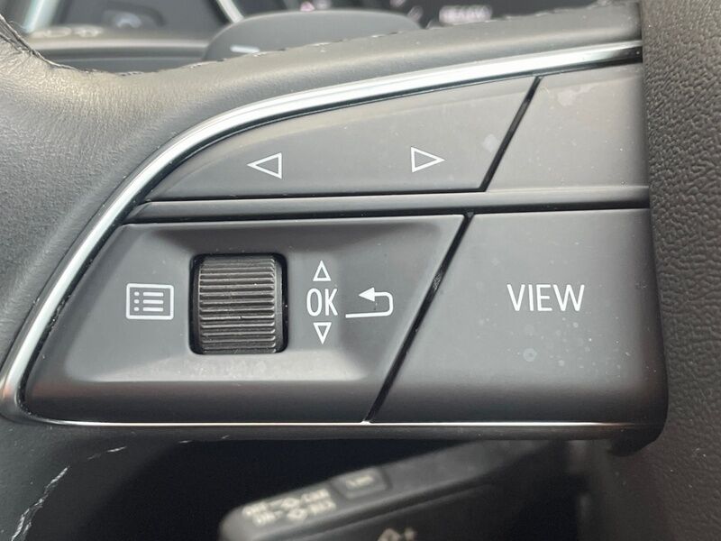 More views of Audi Q5