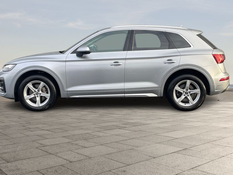 More views of Audi Q5