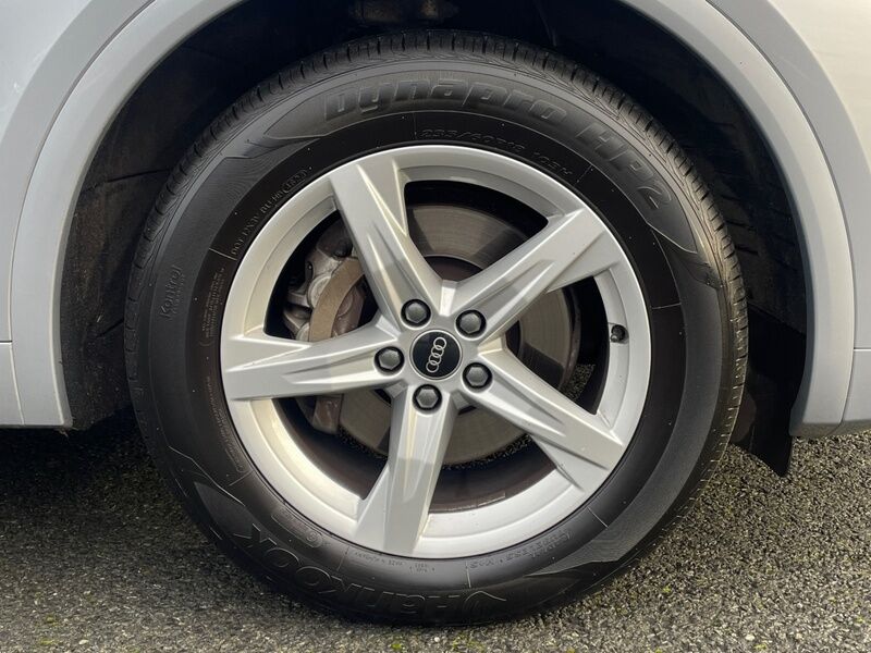 More views of Audi Q5