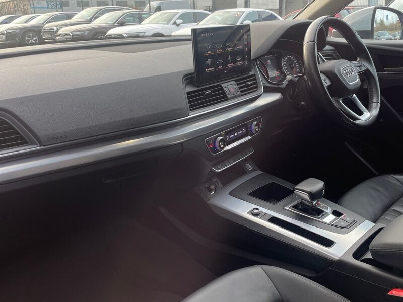 More views of Audi Q5