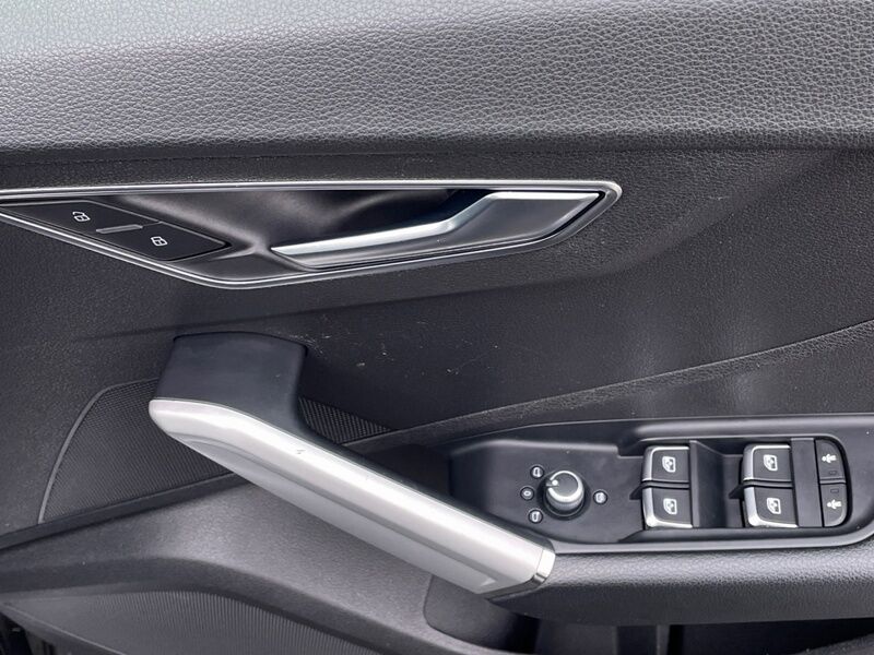 More views of Audi Q2