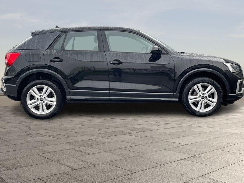 More views of Audi Q2