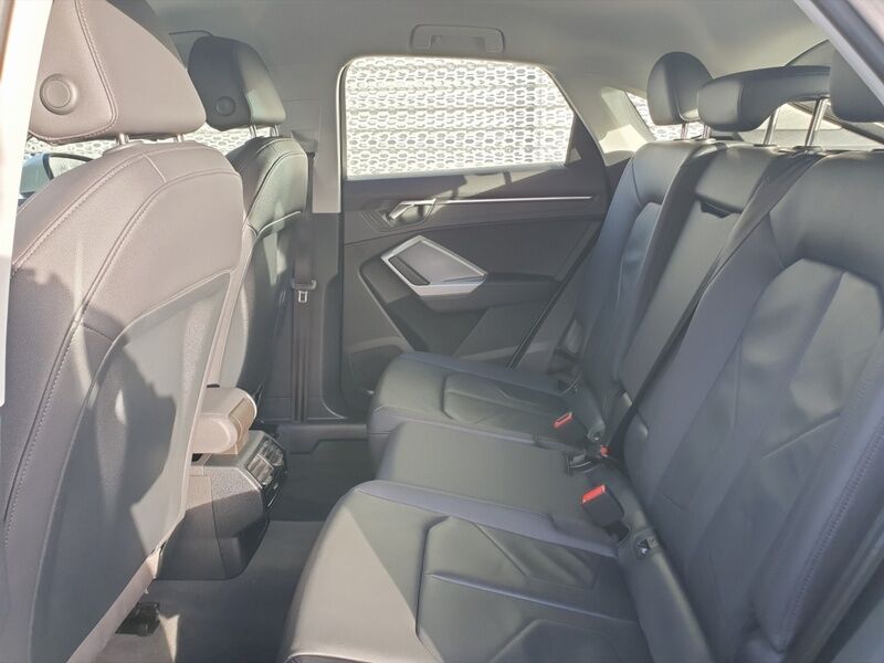 More views of Audi Q3