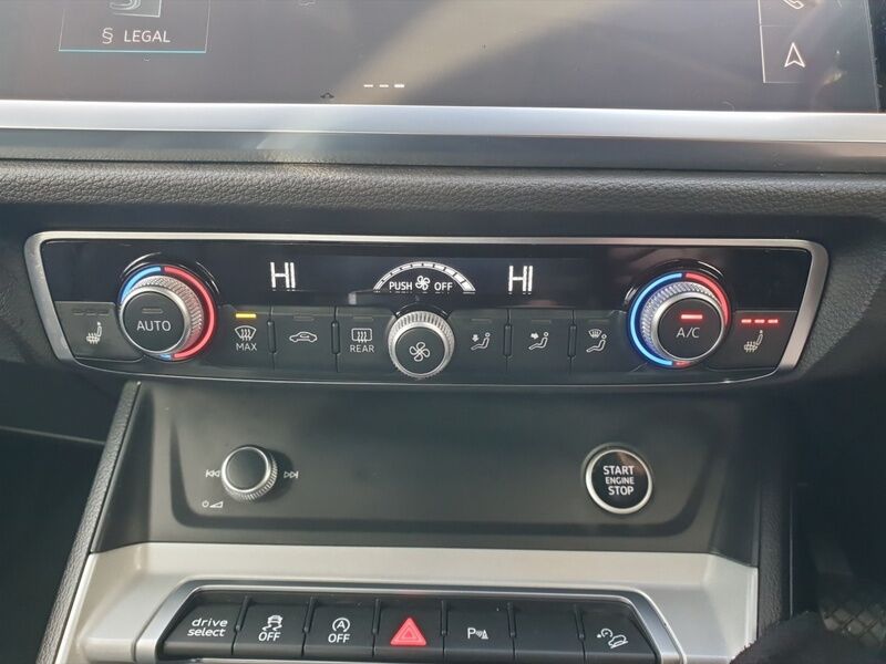 More views of Audi Q3