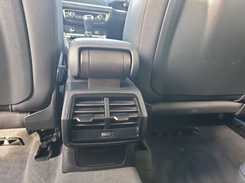 More views of Audi Q3