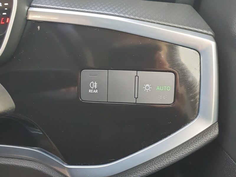 More views of Audi Q3