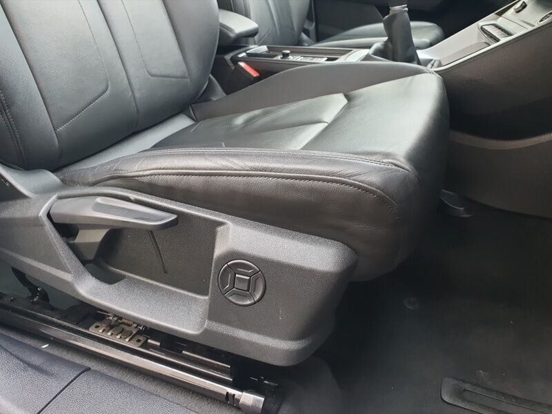 More views of Audi Q3