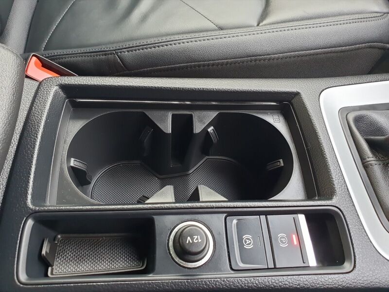 More views of Audi Q3