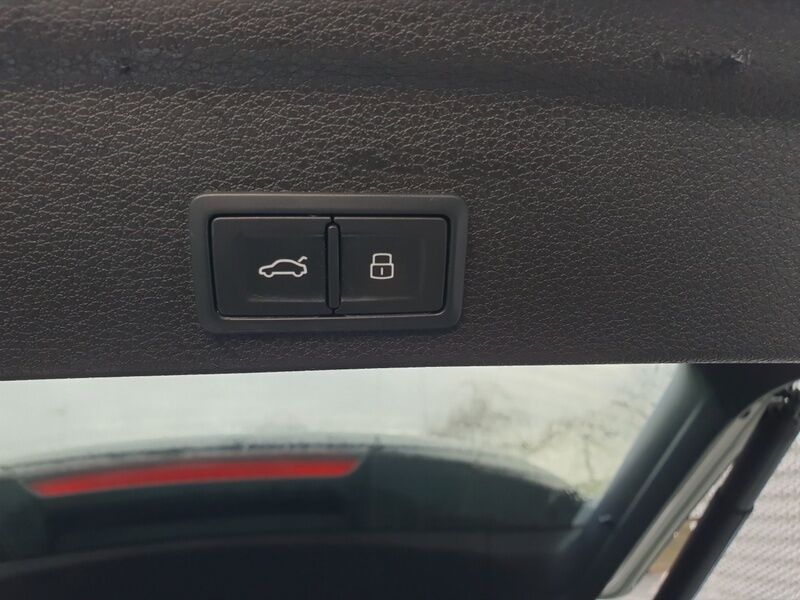 More views of Audi Q3