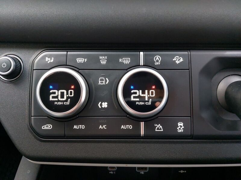 More views of Land Rover Defender