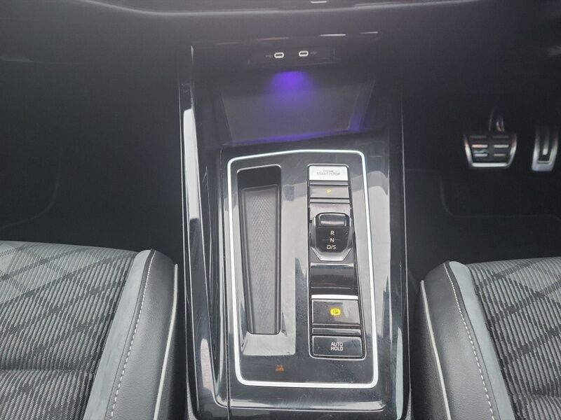 More views of Volkswagen Golf