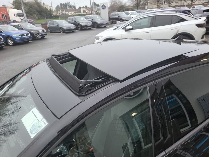 More views of Volkswagen Golf