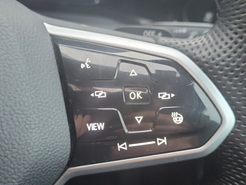 More views of Volkswagen Golf