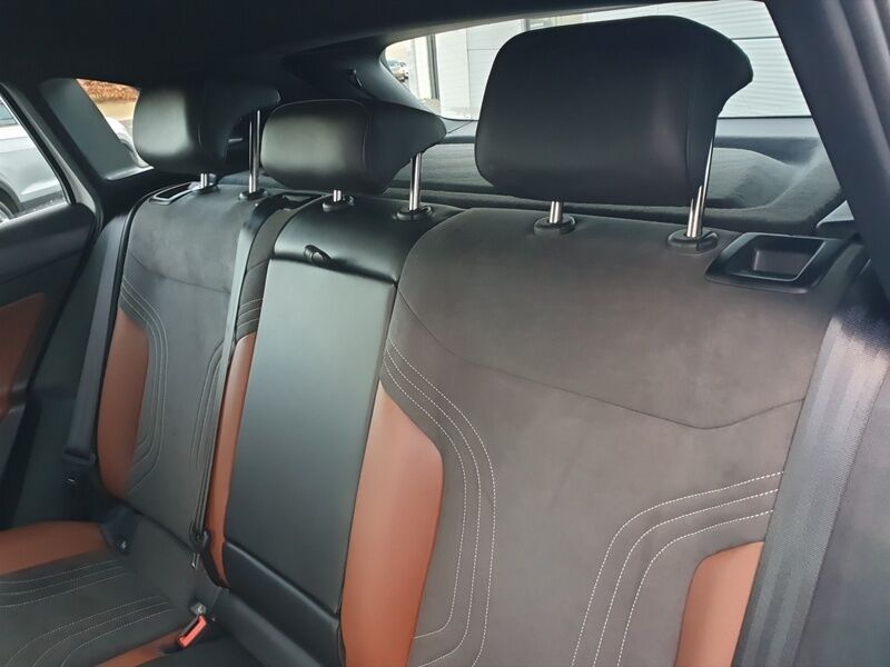 More views of Volkswagen ID.4