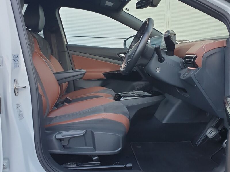 More views of Volkswagen ID.4