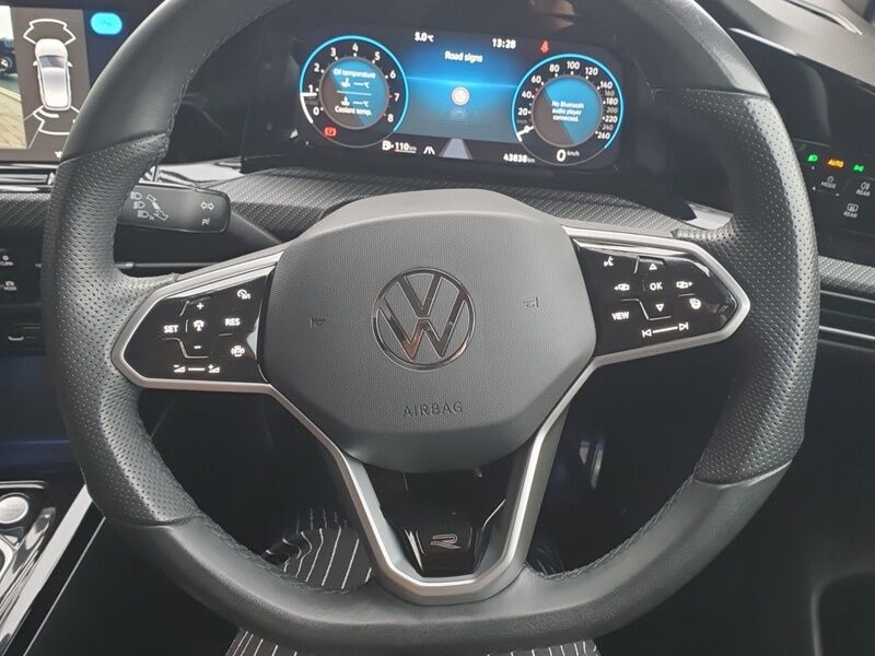 More views of Volkswagen Golf