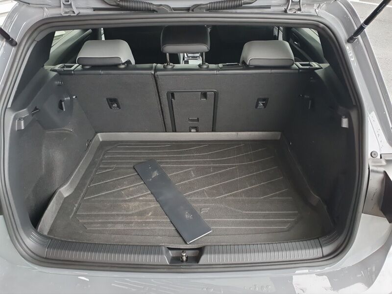 More views of Volkswagen Golf