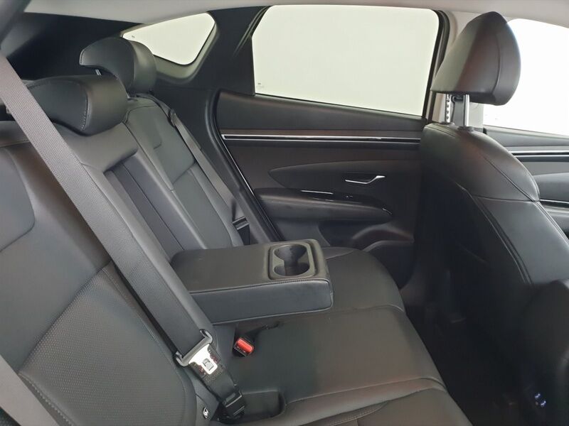 More views of Hyundai Tucson