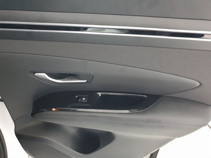 More views of Hyundai Tucson