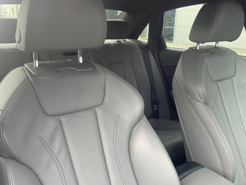 More views of Audi A4