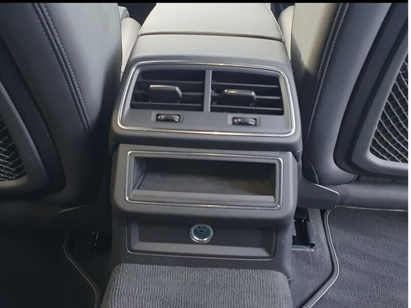 More views of Audi A6