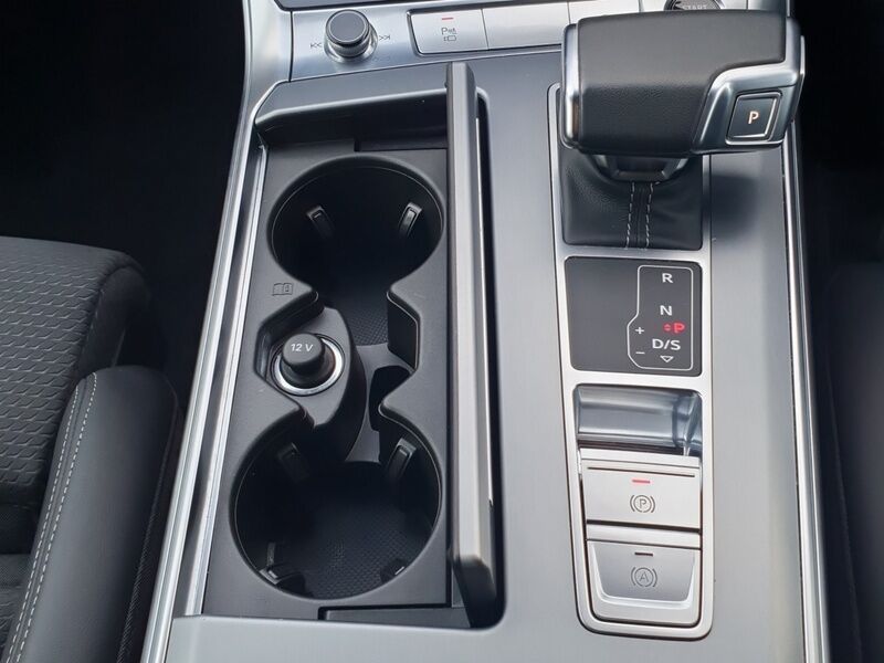 More views of Audi A6