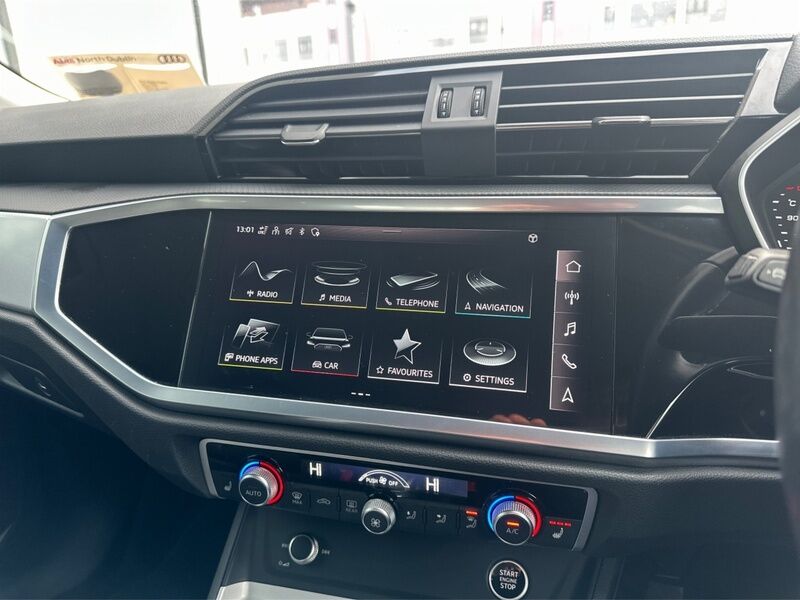 More views of Audi Q3