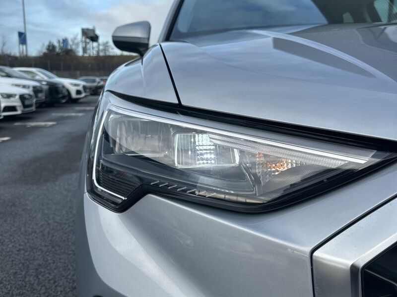 More views of Audi Q3