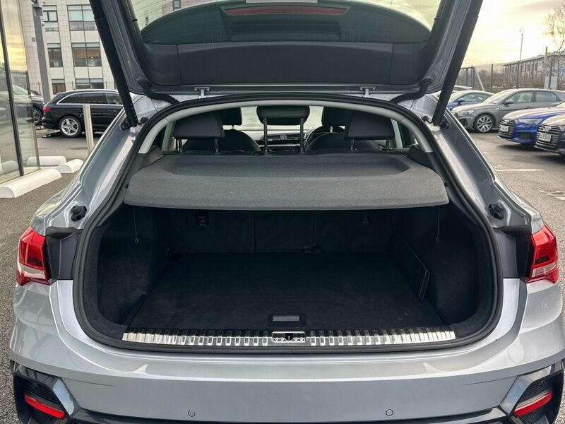 More views of Audi Q3