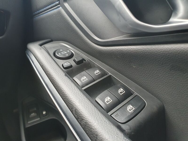 More views of BMW 3-Series