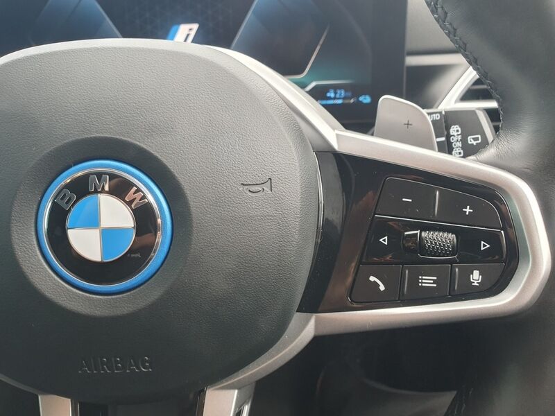 More views of BMW 3-Series