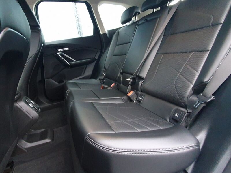 More views of BMW X1