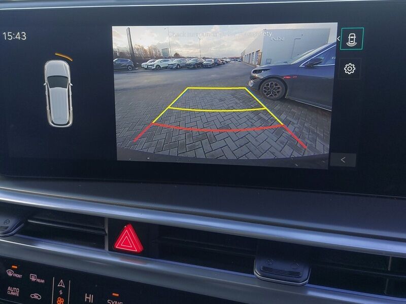 More views of Kia Sorento