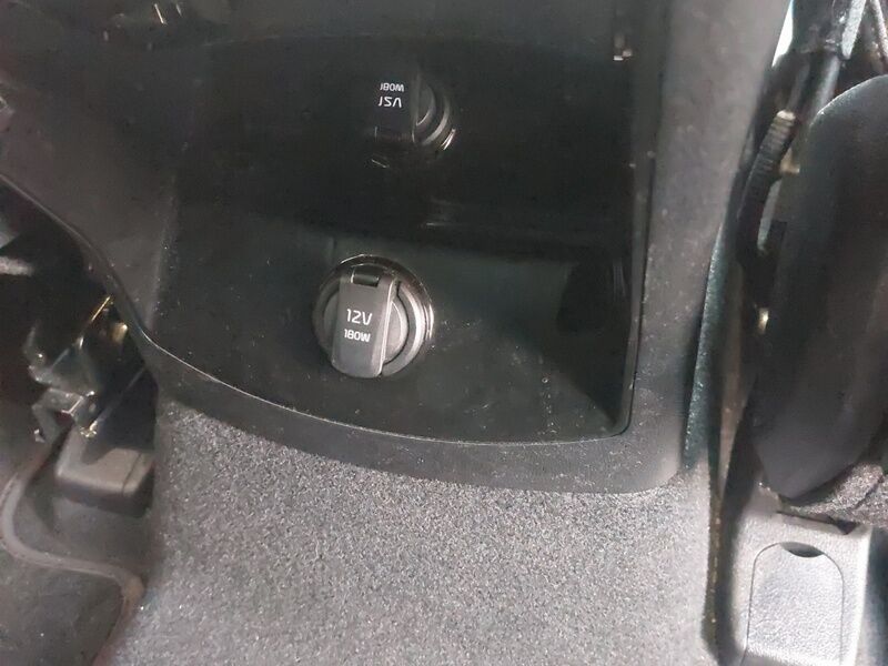 More views of Kia Sorento